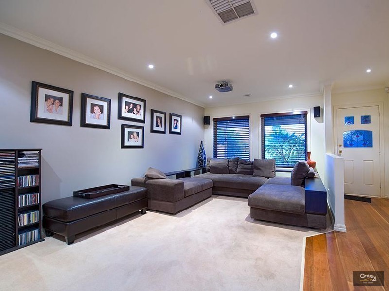 3 Willowgreen Way, Point Cook VIC 3030