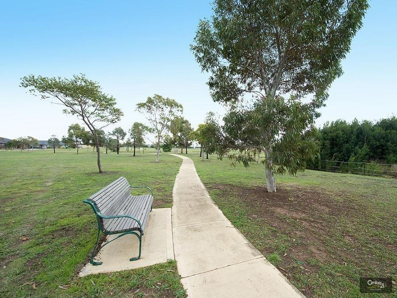 97 Willowgreen Way, Point Cook VIC 3030