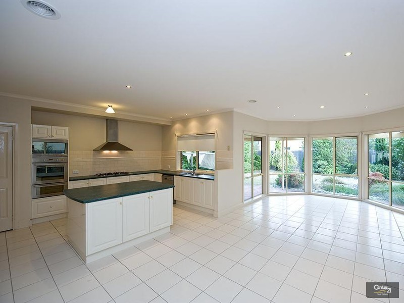 97 Willowgreen Way, Point Cook VIC 3030