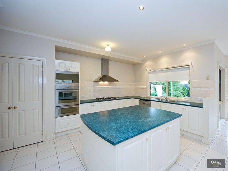 97 Willowgreen Way, Point Cook VIC 3030