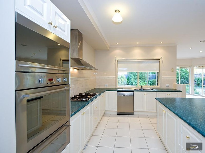 97 Willowgreen Way, Point Cook VIC 3030