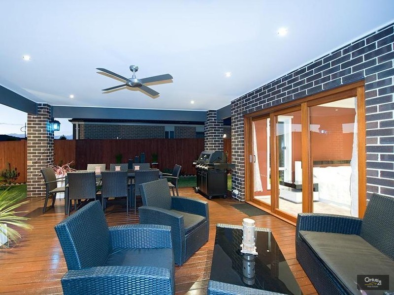 40 Prudence Parade, Point Cook VIC 3030