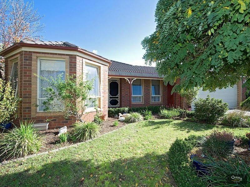 3 Marseilles Way, Point Cook VIC 3030