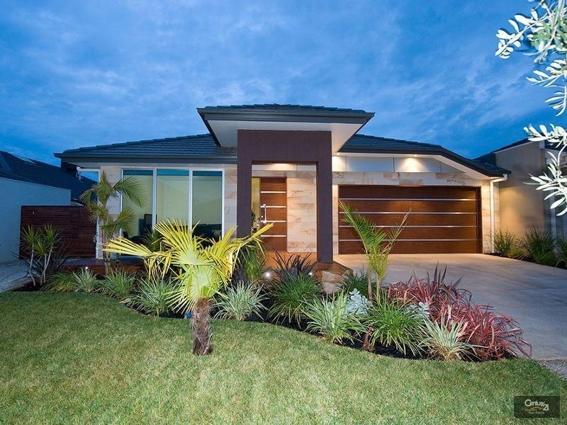 73 Middle Park Drive, Sanctuary Lakes VIC 3030