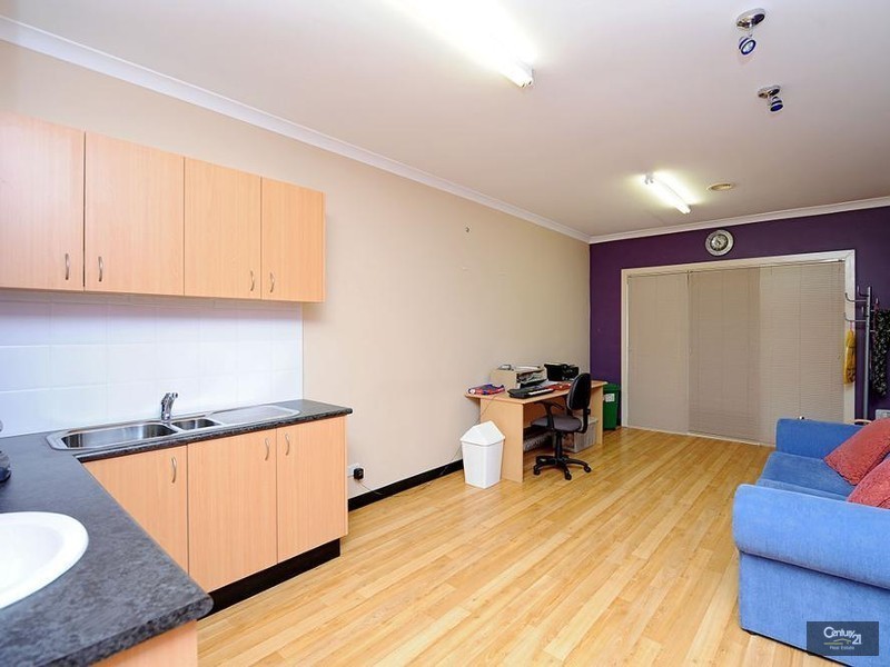 9 Lancaster Drive, Point Cook VIC 3030
