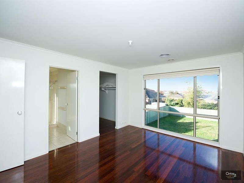 9 Domain Place, Point Cook VIC 3030