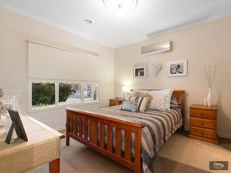 50 Foxwood Drive, Point Cook VIC 3030