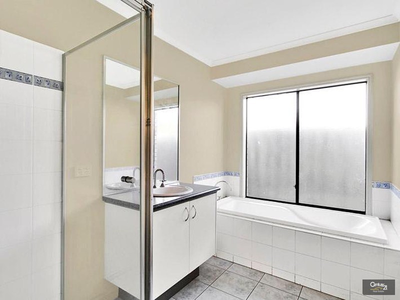 11 Whistler Crescent, Point Cook VIC 3030