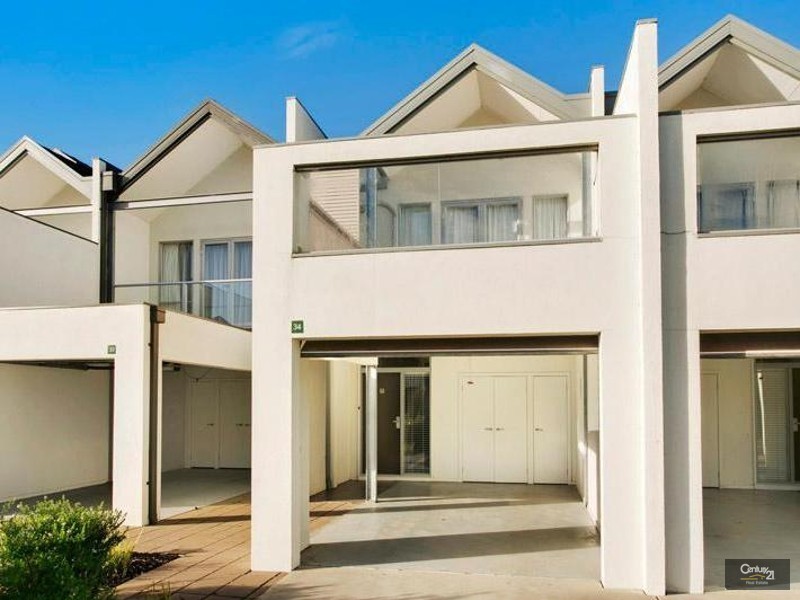 34/9 Greg Norman Drive, Sanctuary Lakes VIC 3030