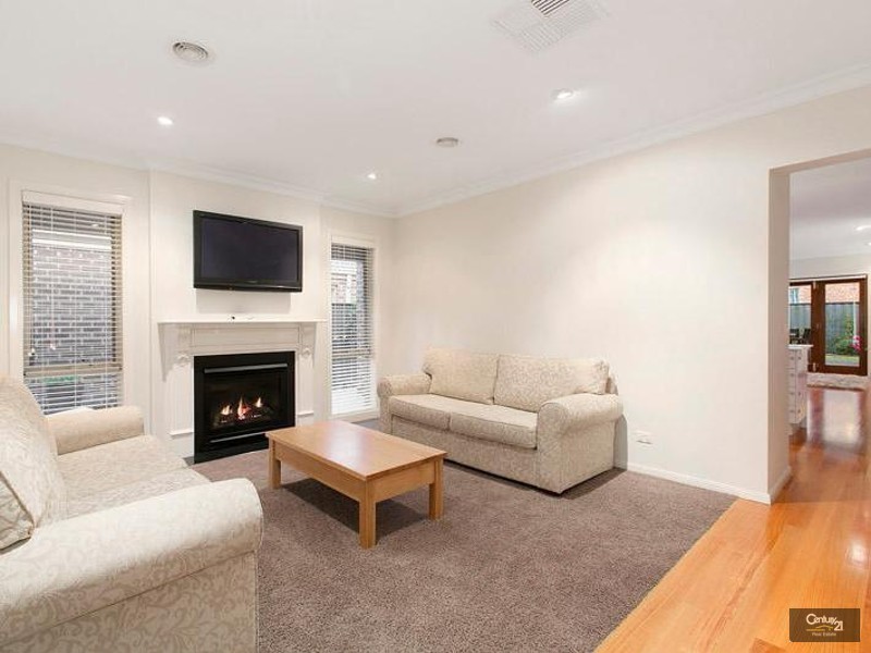 15 Metcalf Way, Point Cook VIC 3030