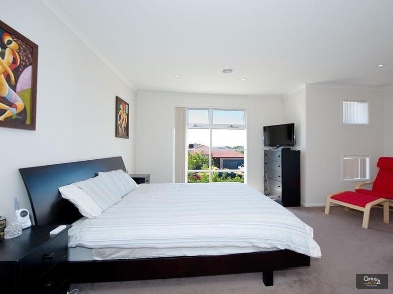 67 Yuruga Boulevard, Point Cook VIC 3030