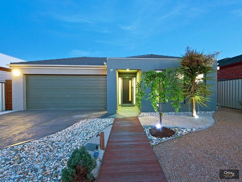 17 Maxwell Street, Point Cook VIC 3030
