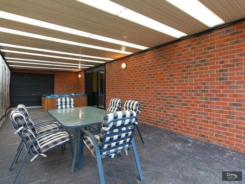 35 Copeland Crescent, Point Cook VIC 3030