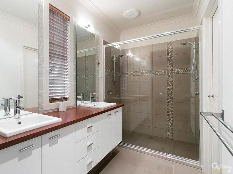 22 Hydrangea Drive, Point Cook VIC 3030