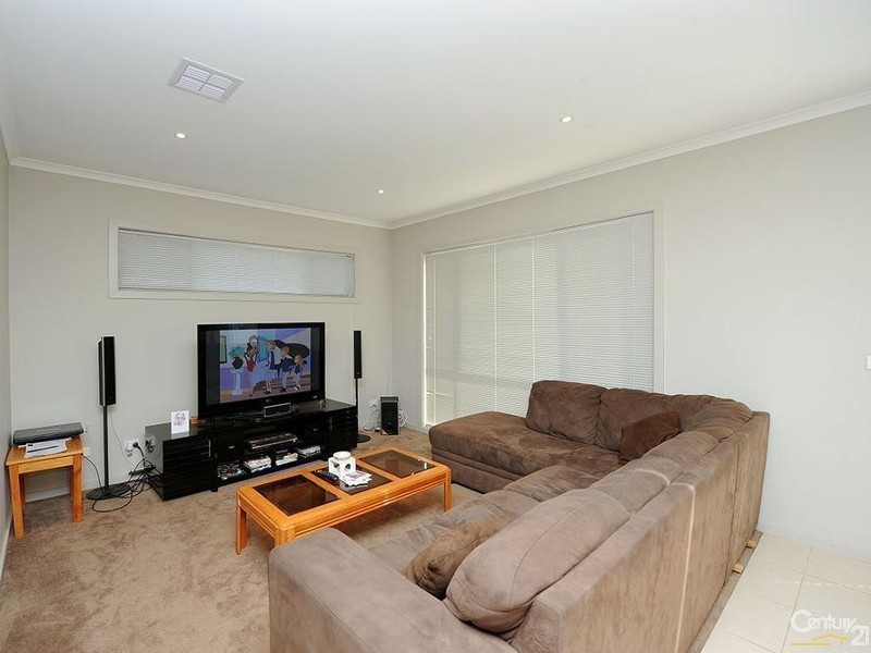 244 Boardwalk Boulevard, Point Cook VIC 3030