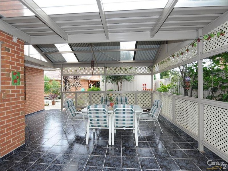 9 Lancaster Drive, Point Cook VIC 3030