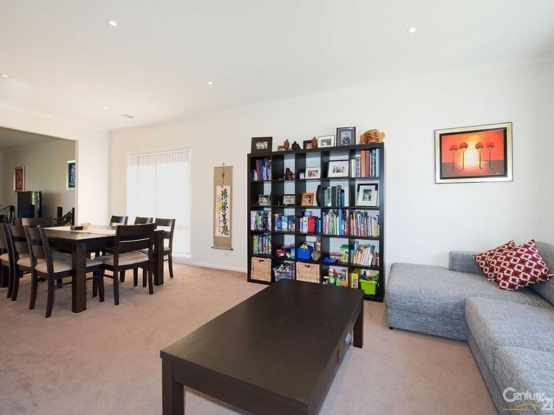 67 Yuruga Boulevard, Point Cook VIC 3030