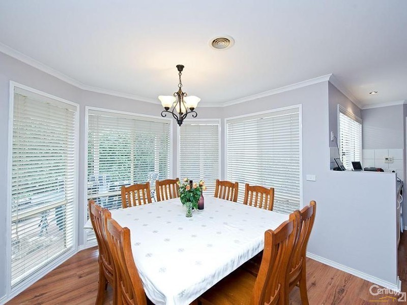 3 Marseilles Way, Point Cook VIC 3030