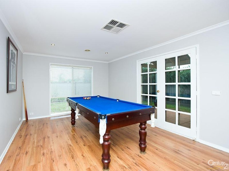 3 Marseilles Way, Point Cook VIC 3030