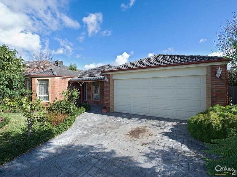 3 Marseilles Way, Point Cook VIC 3030