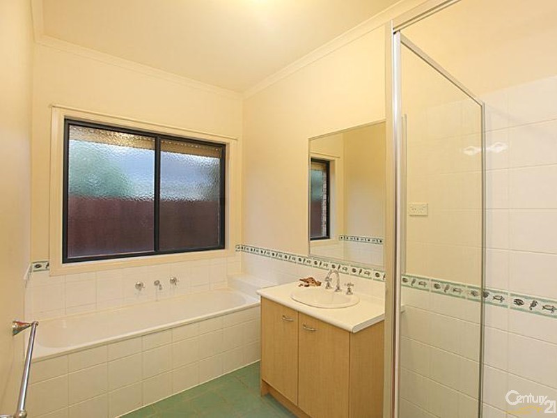 9 Adderley Court, Point Cook VIC 3030