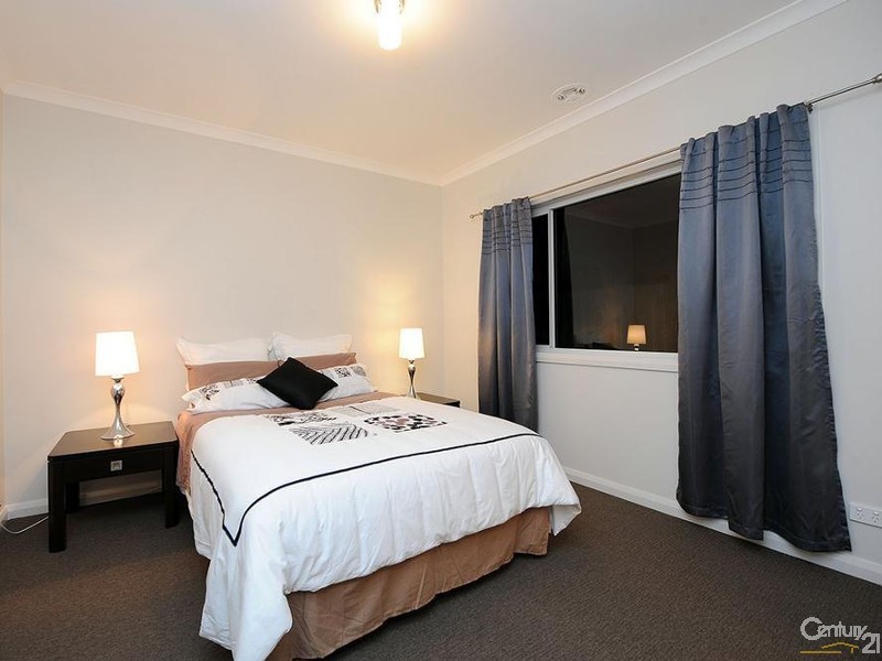 10  Arbour Avenue, Point Cook VIC 3030