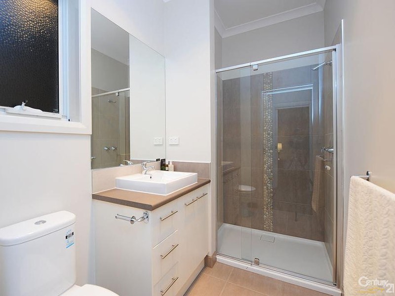 10  Arbour Avenue, Point Cook VIC 3030