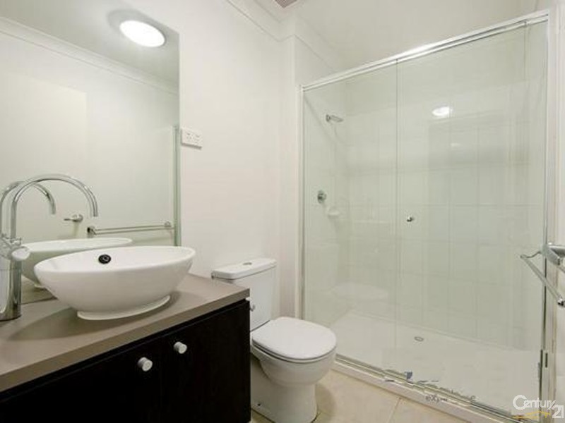 1/21 Tom Roberts Parade, Point Cook VIC 3030