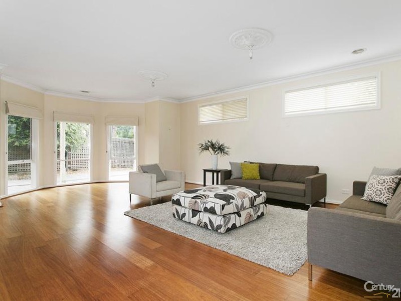 23 Dolphin Crescent, Point Cook VIC 3030