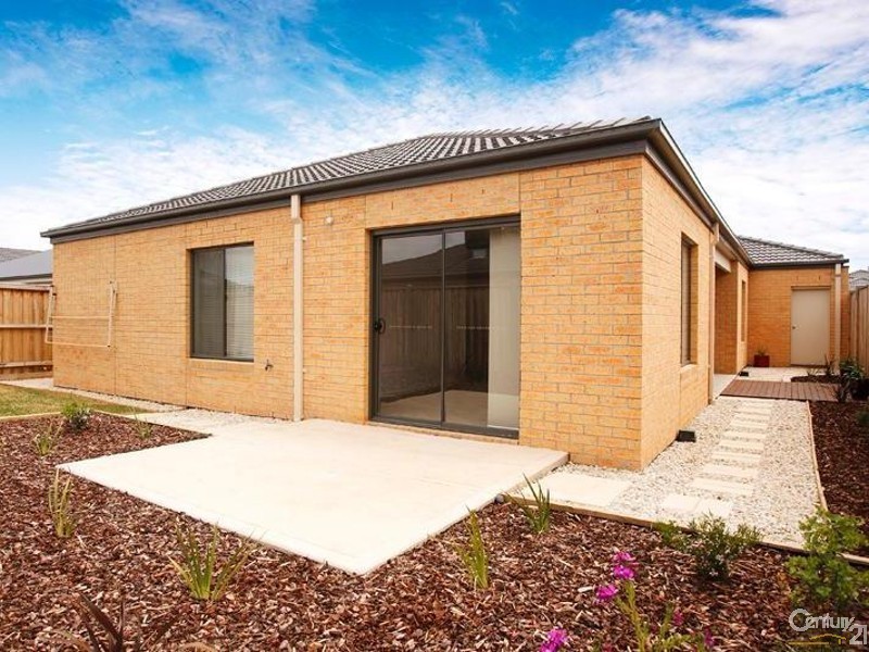 20 Royal Circuit, Point Cook VIC 3030