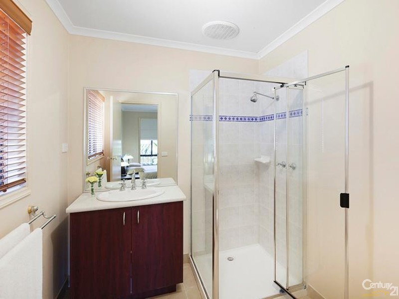 1 Dunbar Court, Point Cook VIC 3030