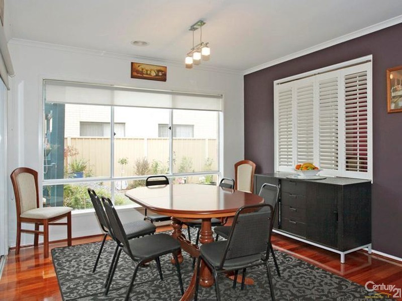 90 Lennon Boulevard, Point Cook VIC 3030