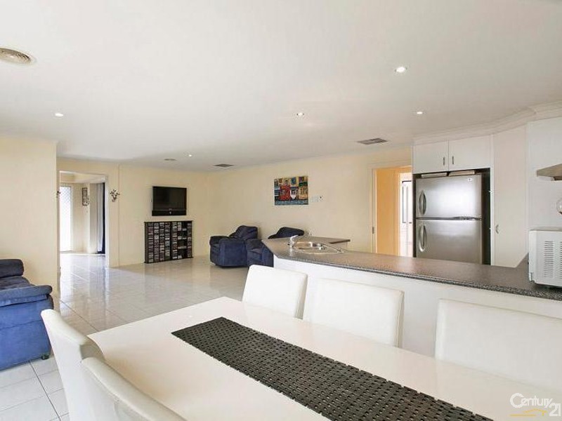 35 Copeland Crescent, Point Cook VIC 3030