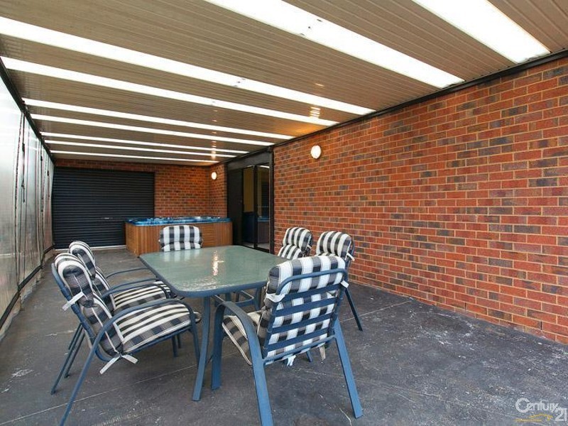 35 Copeland Crescent, Point Cook VIC 3030