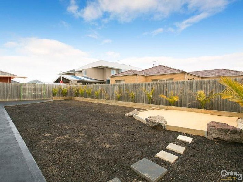 35 Copeland Crescent, Point Cook VIC 3030