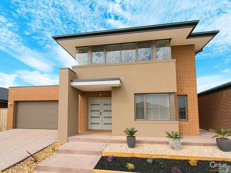 16 Tamborine Avenue, Point Cook VIC 3030
