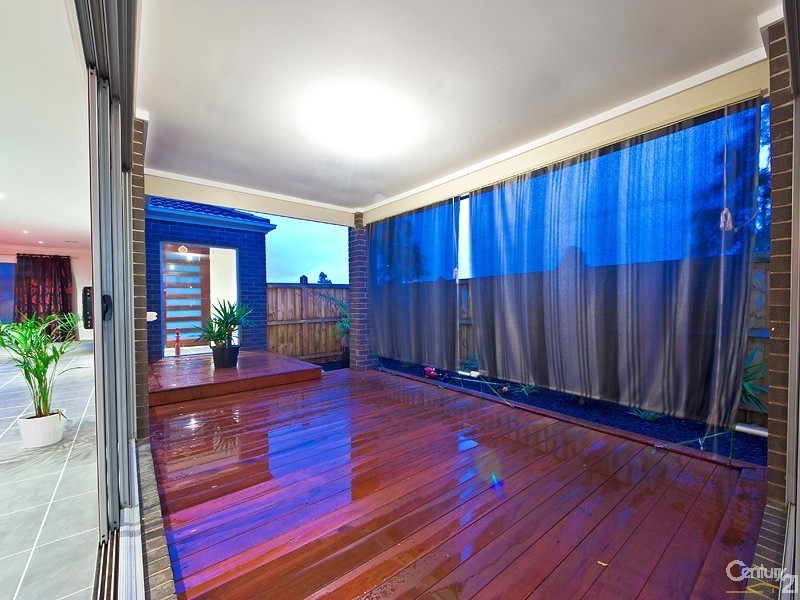 1 Oceana Street, Point Cook VIC 3030