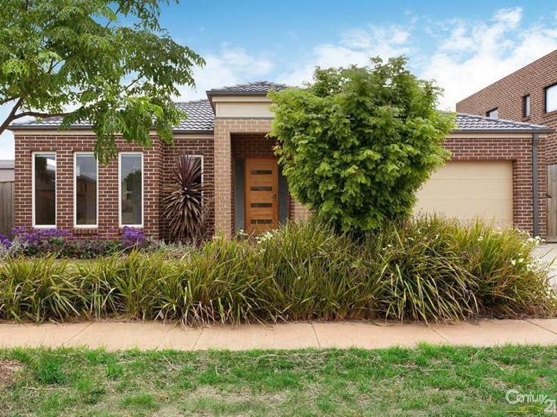 3 Bushlark Crescent, Williams Landing VIC 3027