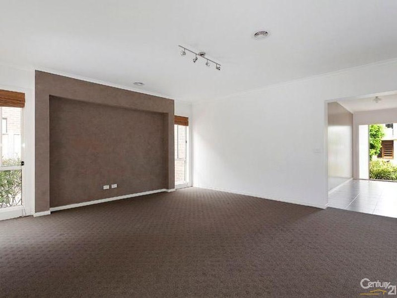 3 Bushlark Crescent, Williams Landing VIC 3027