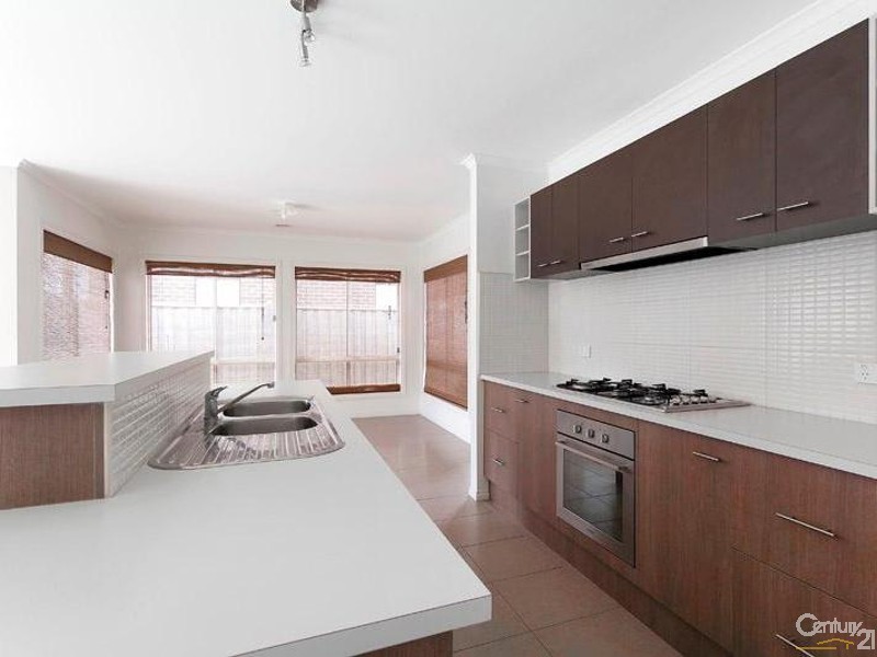 3 Bushlark Crescent, Williams Landing VIC 3027