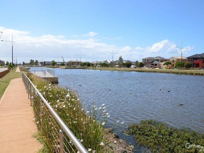 3 Bushlark Crescent, Williams Landing VIC 3027