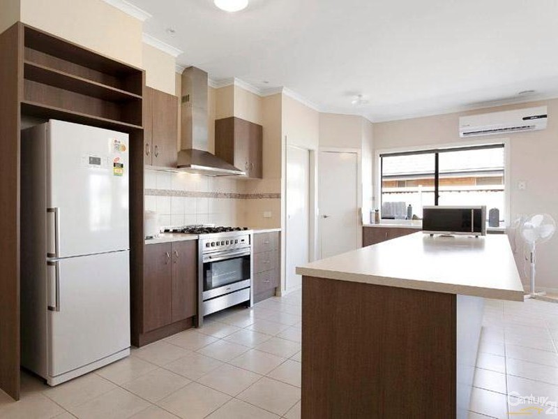 4 Tenterfield Place, Tarneit VIC 3029