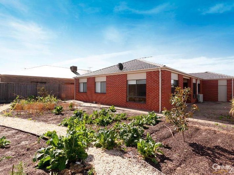 4 Tenterfield Place, Tarneit VIC 3029