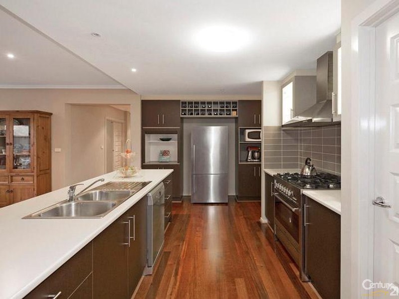11 Moorgate Street, Point Cook VIC 3030