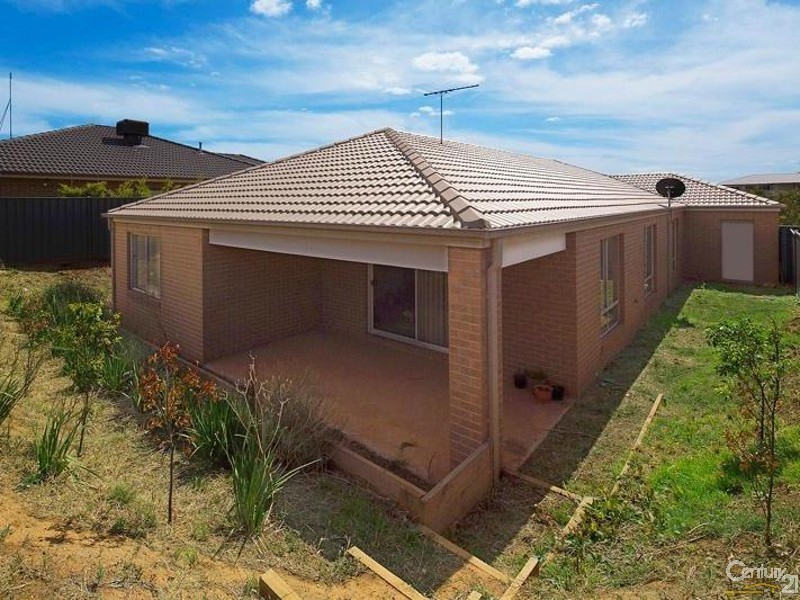 32 Lookout Way, Tarneit VIC 3029