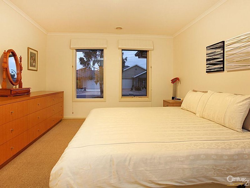 41  Times Square, Sanctuary Lakes VIC 3030