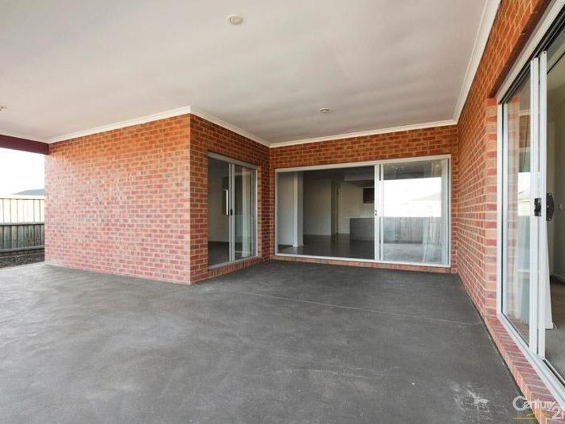 7 Equinox Close, Tarneit VIC 3029