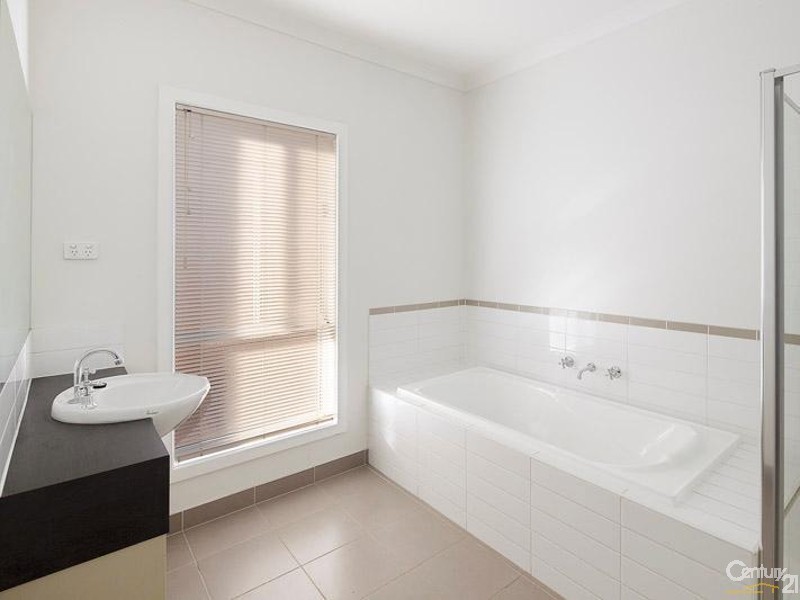 7 Equinox Close, Tarneit VIC 3029