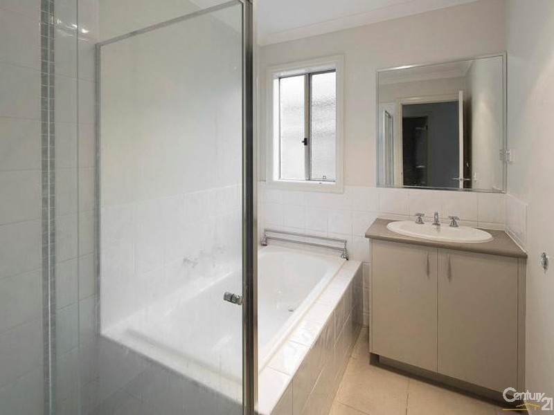 34 Barmera Way, Truganina VIC 3029