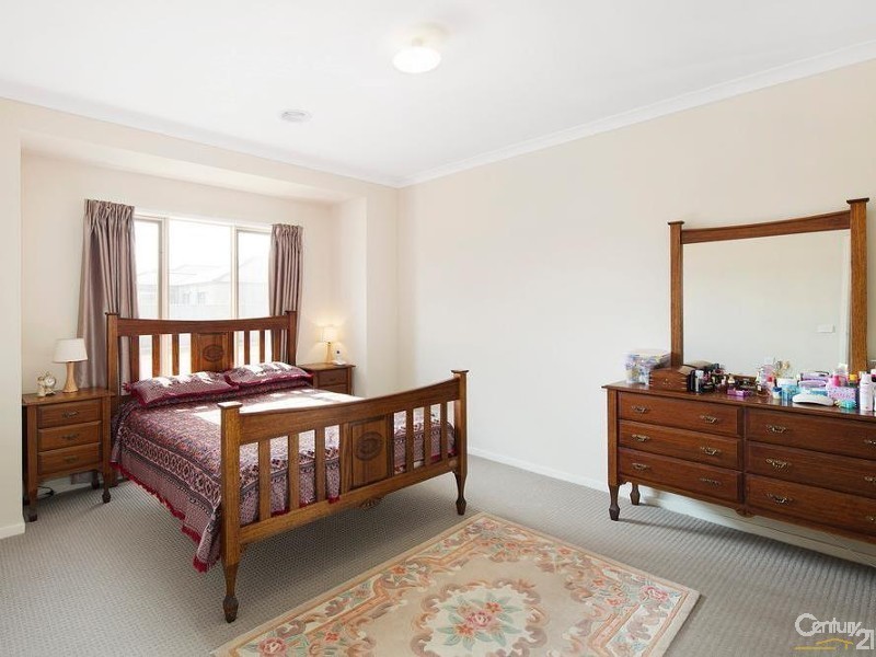 7 Tropic Circuit, Point Cook VIC 3030